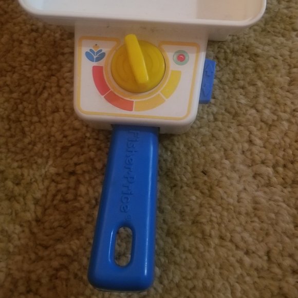 SKILLET Fisher Price Fun With Food, Vintage - Picture 3 of 7